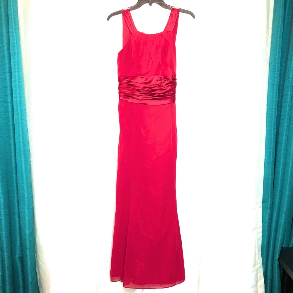 DAVID’S BRIDAL Red Chiffon Dress